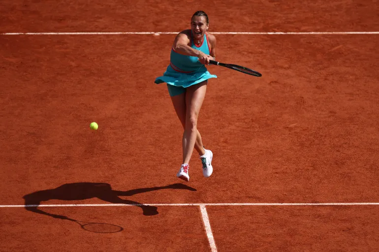 การสร้างนักกีฬามืออาชีพผ่านระบบการศึกษา